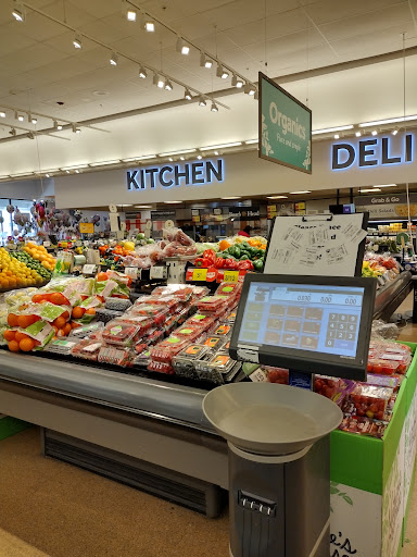 Supermarket «Stop & Shop», reviews and photos, 1235 Farmington Ave, West Hartford, CT 06107, USA