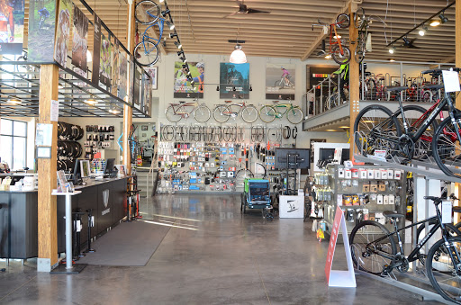 Bicycle Store «Madison & Davis Bicycle Shop», reviews and photos, 912 S 8th St, Quincy, IL 62301, USA