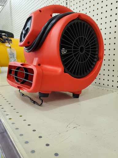 Tool Store «Northern Tool + Equipment», reviews and photos, 3906 W Hillsborough Ave, Tampa, FL 33614, USA