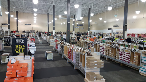 Shoe Store «DSW Designer Shoe Warehouse», reviews and photos, 1300 Huguenot Rd, Midlothian, VA 23113, USA