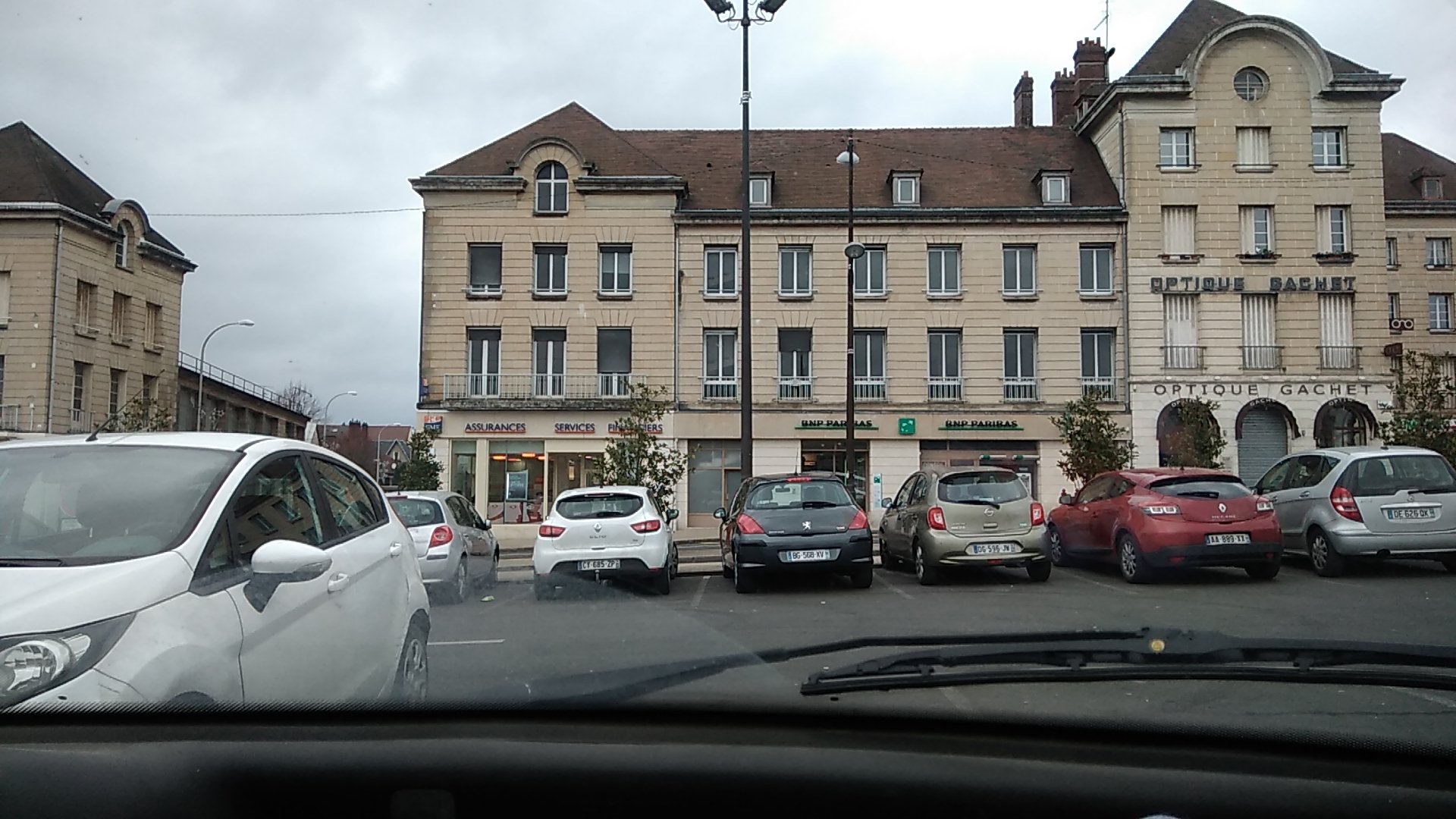 Photo n° 1 de l'avis de Mademoiselle.i fait le 15/01/2018 à 09:30
