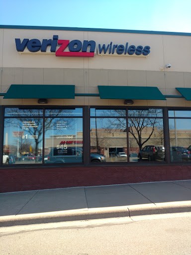 Cell Phone Store «Verizon», reviews and photos, 474 Hamline Ave N, St Paul, MN 55104, USA