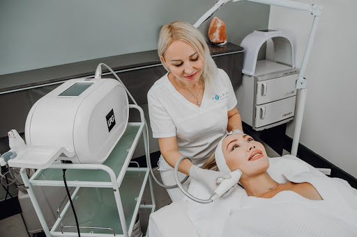 Medical Spa «Solea Medical Spa and Beauty Lounge», reviews and photos, 18140 Collins Ave, Sunny Isles Beach, FL 33160, USA