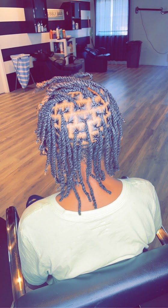 Natural Vibez Hair Studios 45426
