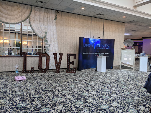 Caterer «East Wind Caterers», reviews and photos, 5720 Rte 25a, Wading River, NY 11792, USA