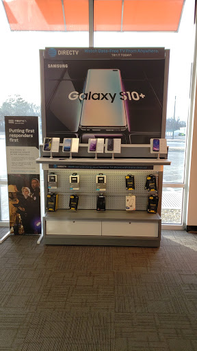 Cell Phone Store «AT&T Authorized Retailer», reviews and photos, 1480 S Memorial Dr, New Castle, IN 47362, USA