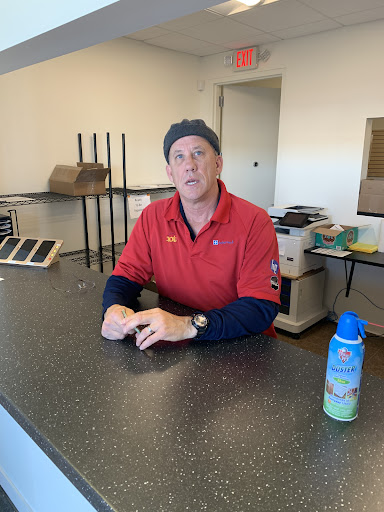 Mobile Phone Repair Shop «15 Minute Eagan iPhone Repair», reviews and photos, 2075 Cliff Rd #104, Eagan, MN 55122, USA