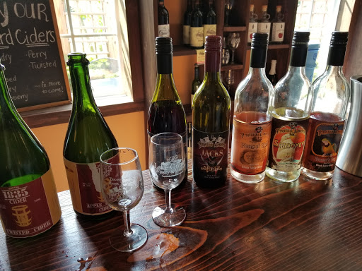 Wine Store «Lake Ontario Winery & Vineyards», reviews and photos, 1593 Hamlin Parma Townline Rd, Hilton, NY 14468, USA