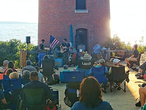 Lighthouse «Little Sable Point Lighthouse», reviews and photos