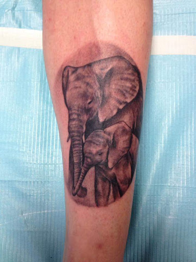 Tattoo Shop «Pioneer Tattoo Company», reviews and photos, 426 Railroad St W, Elizabethton, TN 37643, USA