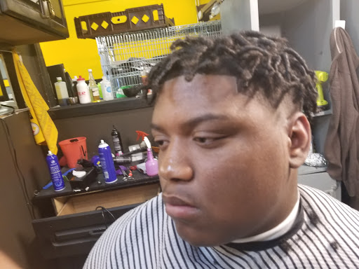 Barber Shop «Tonys Barbershop & Beauty Salon», reviews and photos, 2725 Byron St, Richmond, VA 23223, USA