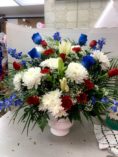 Florist «Agape Florist», reviews and photos, 261 Ridge McIntire Rd, Charlottesville, VA 22903, USA