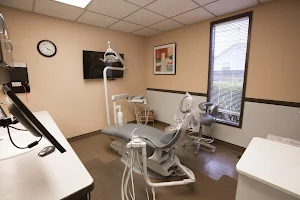 College Hill Dental image