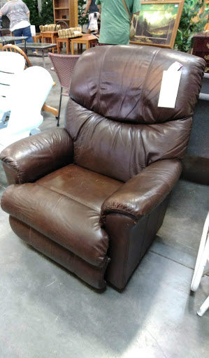 Furniture Store «101 & Ludlow Goodwill Redesign Store & Donation Center», reviews and photos, 8679 W Ludlow Dr Suite 5, Peoria, AZ 85381, USA