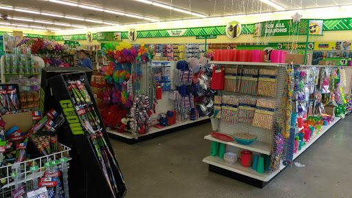 Dollar Store «Dollar Tree», reviews and photos, 16930 US-441 c, Mt Dora, FL 32757, USA