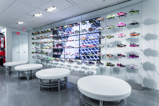 Sporting Goods Store «World Tennis - Alton Sports In Motion», reviews and photos, 1448 Alton Rd, Miami Beach, FL 33139, USA