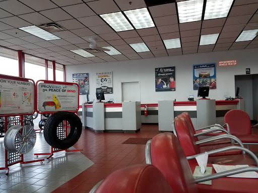 Tire Shop «Discount Tire Store», reviews and photos, 25125 Ford Rd, Dearborn, MI 48128, USA
