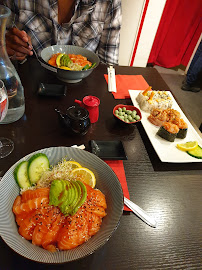 Plats et boissons du Restaurant de sushis Cosmo Sushi à Mandelieu-la-Napoule - n°19