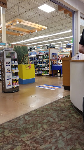 Grocery Store «Kroger», reviews and photos, 108 W Highland Rd, Howell, MI 48843, USA