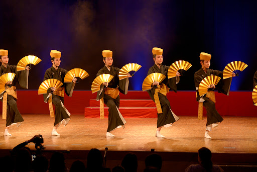 ダンススクール Ryukyubuyo Izenanokai Urayasukyoshitsu