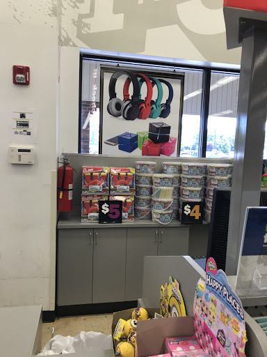 Variety Store «Five Below», reviews and photos, 3632 Concord Pike, Wilmington, DE 19803, USA