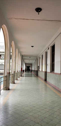 Colegio y Liceo Sagrada Familia - Minas