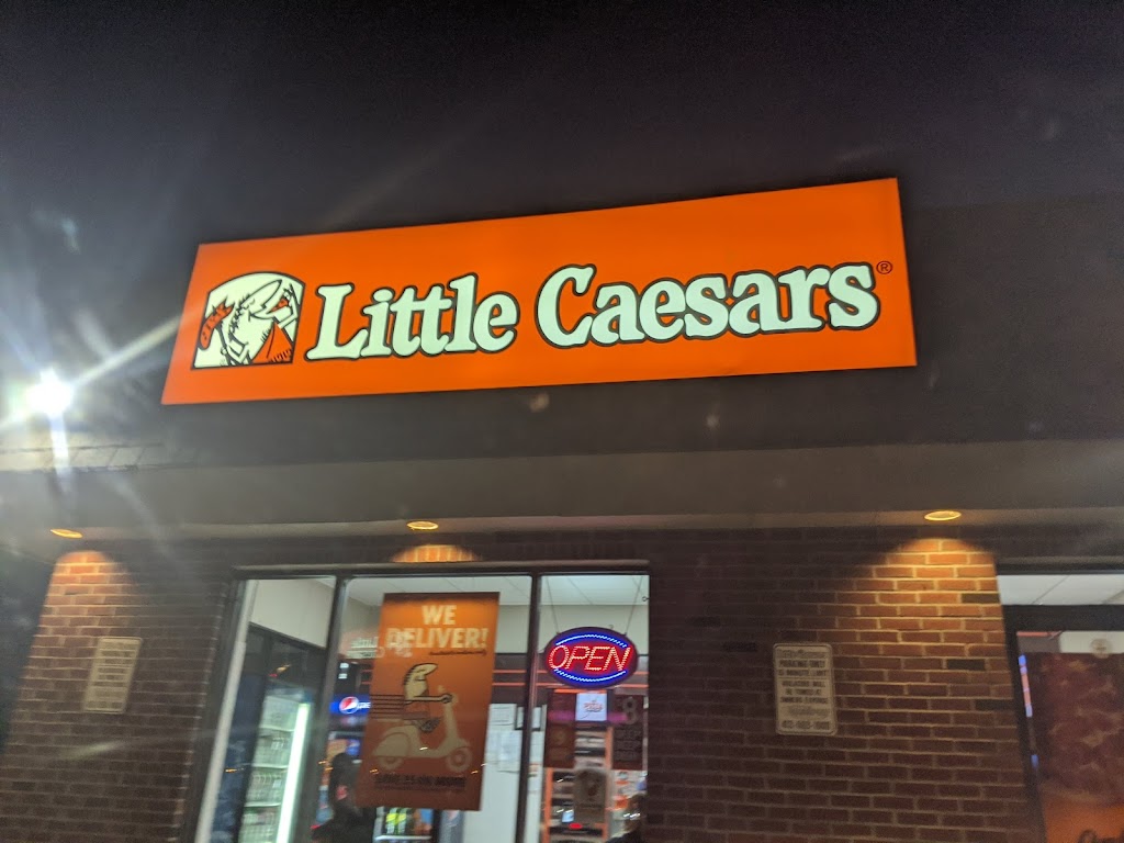 Little Caesars Pizza 01020