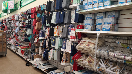 Dollar Store «Dollar Tree», reviews and photos, 1771 Ritchie Station Ct, Capitol Heights, MD 20790, USA