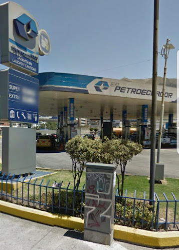 Opiniones de Estacion De Servicio en Quito - Gasolinera