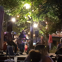 Photo n°39 de La Cascade, Restaurant Bar à Clisson ()