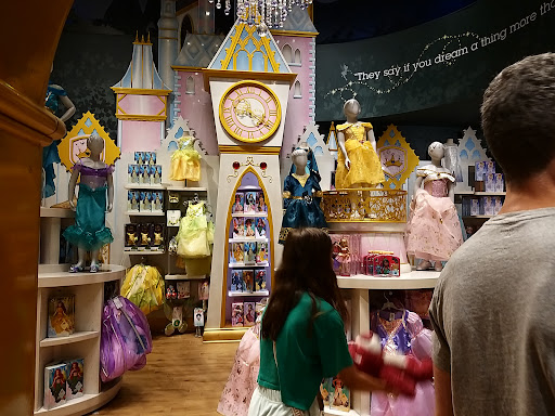 Toy Store «Disney Store», reviews and photos, 1540 Broadway, New York, NY 10036, USA