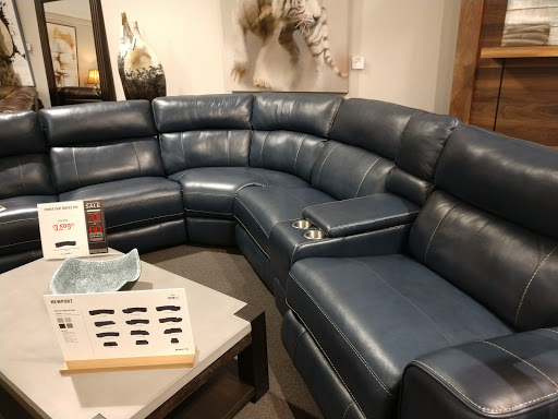 Furniture Store «Value City Furniture», reviews and photos, 2536 N Elston Ave, Chicago, IL 60647, USA