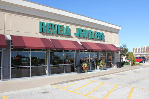 Jewelry Store «Revell Jewelers», reviews and photos, 904 Middle Rd, Bettendorf, IA 52722, USA