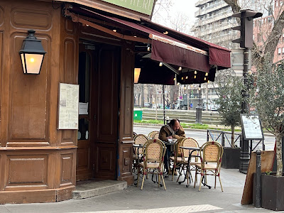 L'Atmosphère à Paris