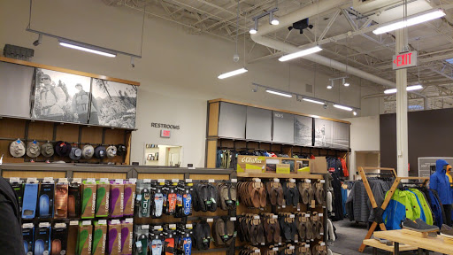 Camping Store «REI», reviews and photos, 8490 Castleton Corner Dr, Indianapolis, IN 46250, USA
