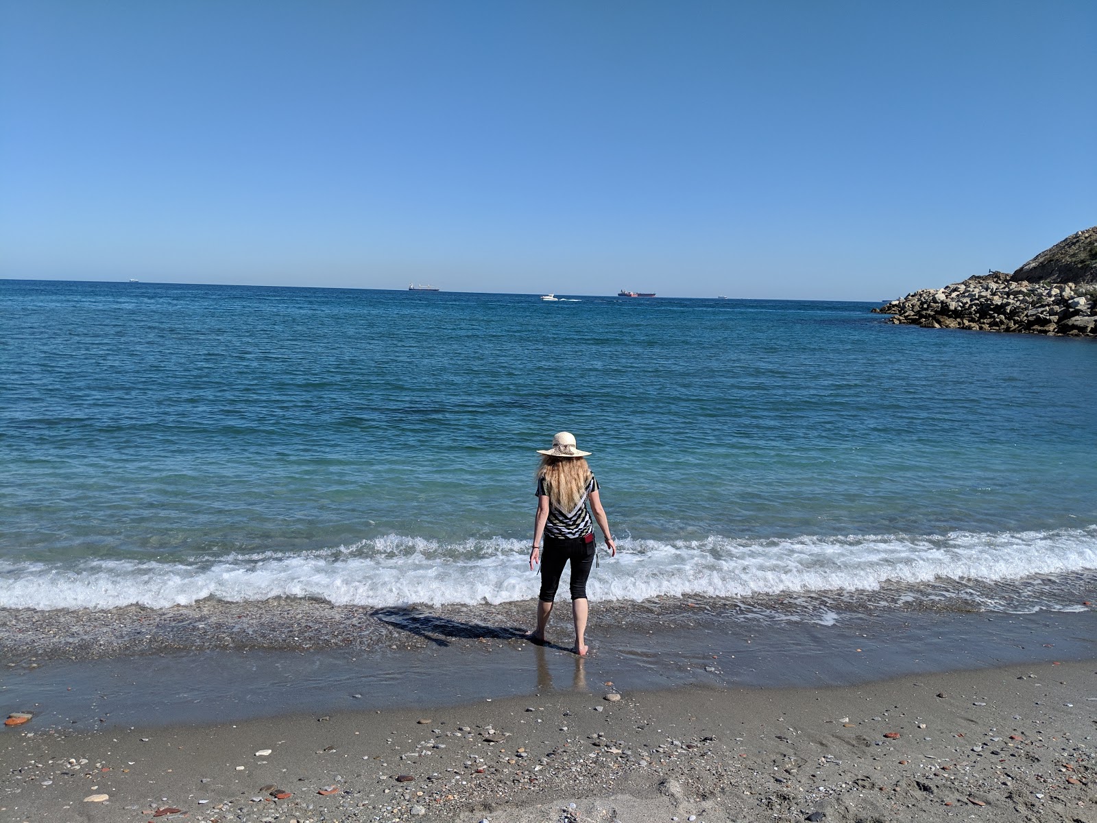 Φωτογραφία του Eastern Beach, Gibraltar - δημοφιλές μέρος μεταξύ λάτρεις της χαλάρωσης