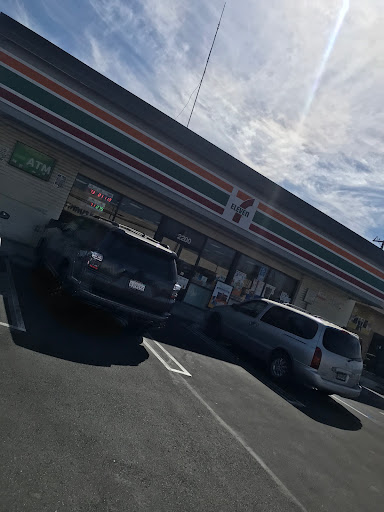 Convenience Store «7-Eleven», reviews and photos, 2200 Marine Ave, Gardena, CA 90249, USA