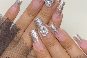 Anisha’s Nails image
