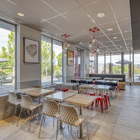 Atmosphère du Restaurant KFC Bordeaux Mérignac à Mérignac - n°14