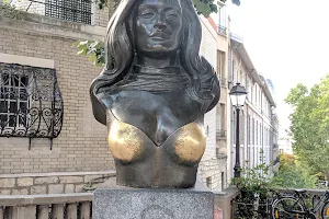 Buste de Dalida image