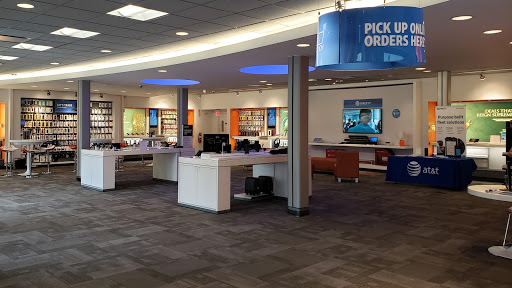 Cell Phone Store «AT&T», reviews and photos, 3243 Berlin Turnpike, Newington, CT 06111, USA