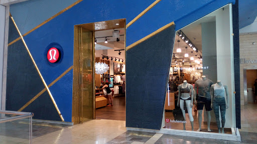 Shopping Mall «Westfield Garden State Plaza», reviews and photos, 1 Garden State Plaza, Paramus, NJ 07652, USA