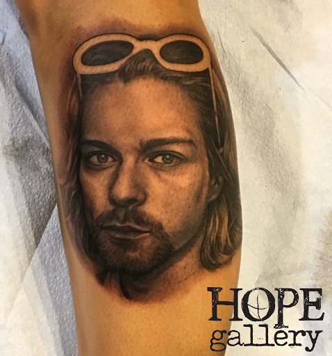 Tattoo Shop «Hope Gallery Tattoo», reviews and photos, 835 Woodward Ave, New Haven, CT 06512, USA