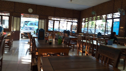 Ibu Haji Ciganea Restaurant - V5HM+MCR, Jl. Jend. Sudirman, Sumurpecung, Kec. Serang, Kota Serang, Banten 42118, Indonesia
