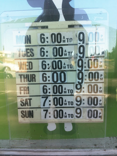 Grocery Store «Beavercreek Grocery», reviews and photos, 22001 S Beavercreek Rd, Beavercreek, OR 97004, USA