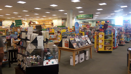 Book Store «Barnes & Noble», reviews and photos, 2000 E Rio Salado Pkwy #1032, Tempe, AZ 85281, USA