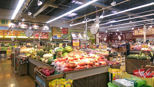 Grocery Store «Fresh Thyme Farmers Market - Omaha», reviews and photos, 14949 Evans Plaza, Omaha, NE 68116, USA