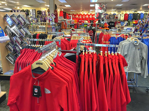 Sportswear Store «Kansas Sampler/Rally House Mission», reviews and photos, 6858 Johnson Dr, Mission, KS 66202, USA