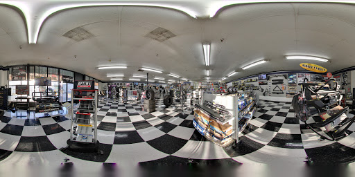Truck Accessories Store «4 Wheel Parts - Fresno», reviews and photos, 4326 N Blackstone Ave, Fresno, CA 93726, USA