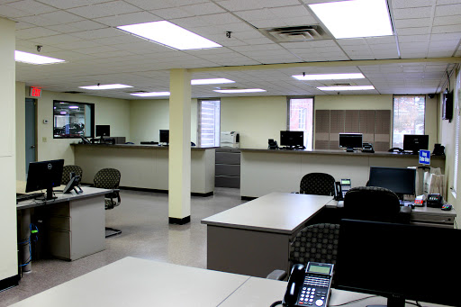 Auto Body Shop «Herb Chambers Collision Center of Braintree», reviews and photos, 75 Lundquist Dr, Braintree, MA 02184, USA